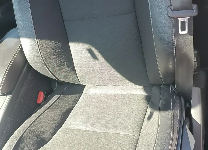 VOLVO XC40 -