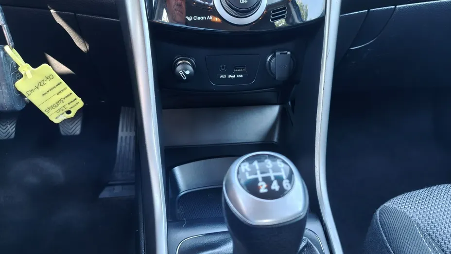 HYUNDAI i30 -