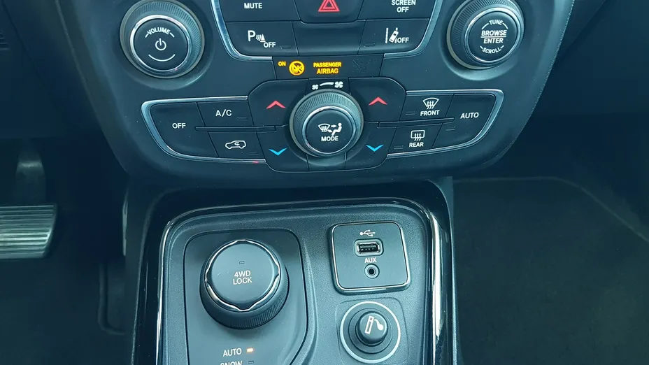 JEEP Compass -