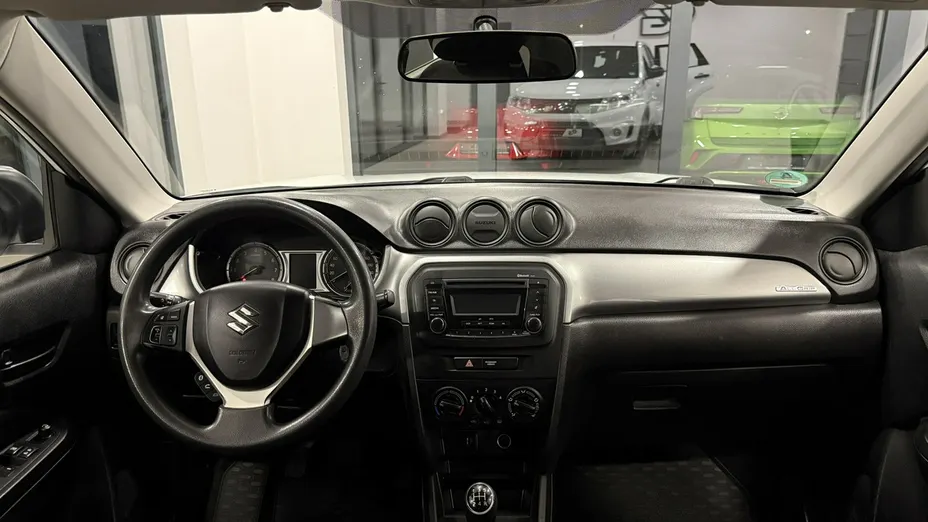 SUZUKI Vitara -