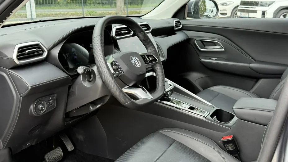 MG ZS -