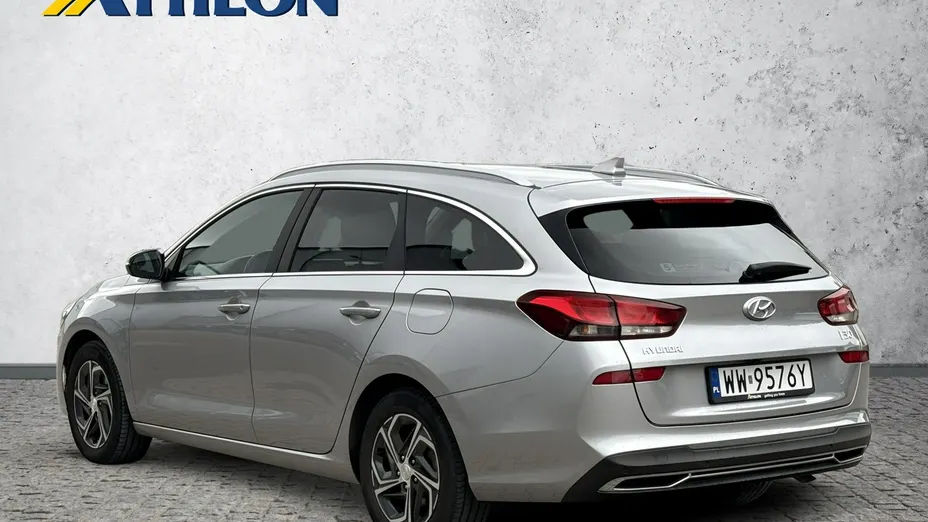HYUNDAI i30 -