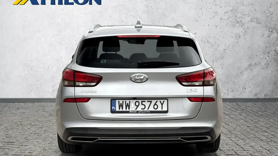 HYUNDAI i30 -