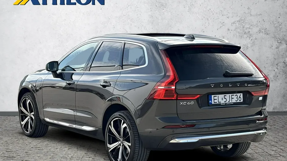 VOLVO XC60 -
