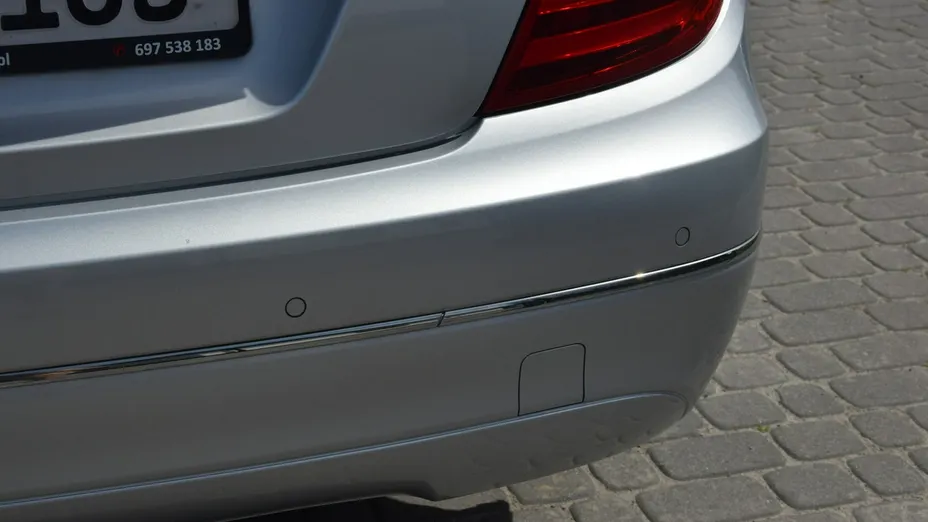 MERCEDES-BENZ C Klasa -