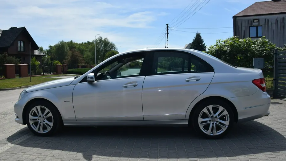 MERCEDES-BENZ C Klasa -