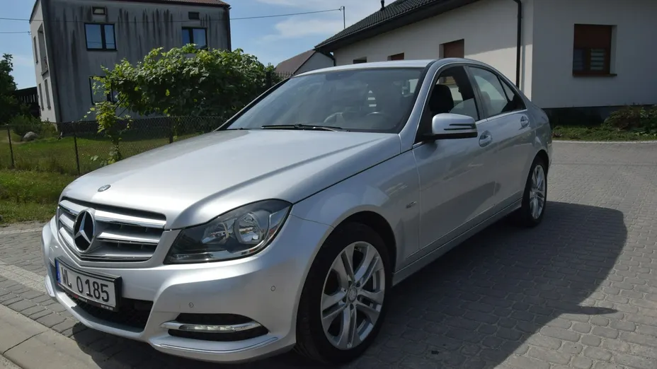 MERCEDES-BENZ C Klasa -