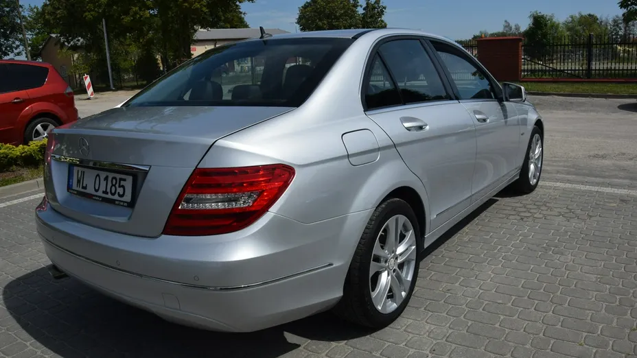 MERCEDES-BENZ C Klasa -