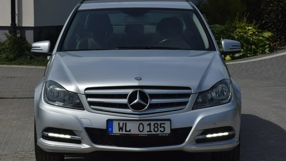 MERCEDES-BENZ C Klasa -