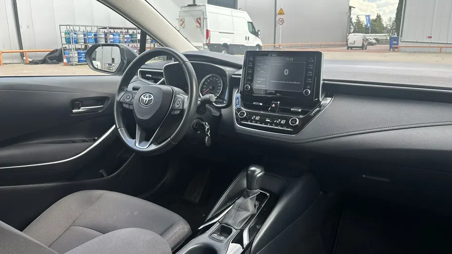 TOYOTA Corolla -