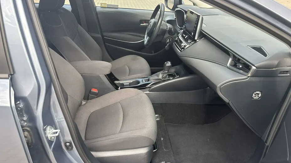 TOYOTA Corolla -