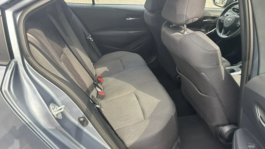 TOYOTA Corolla -