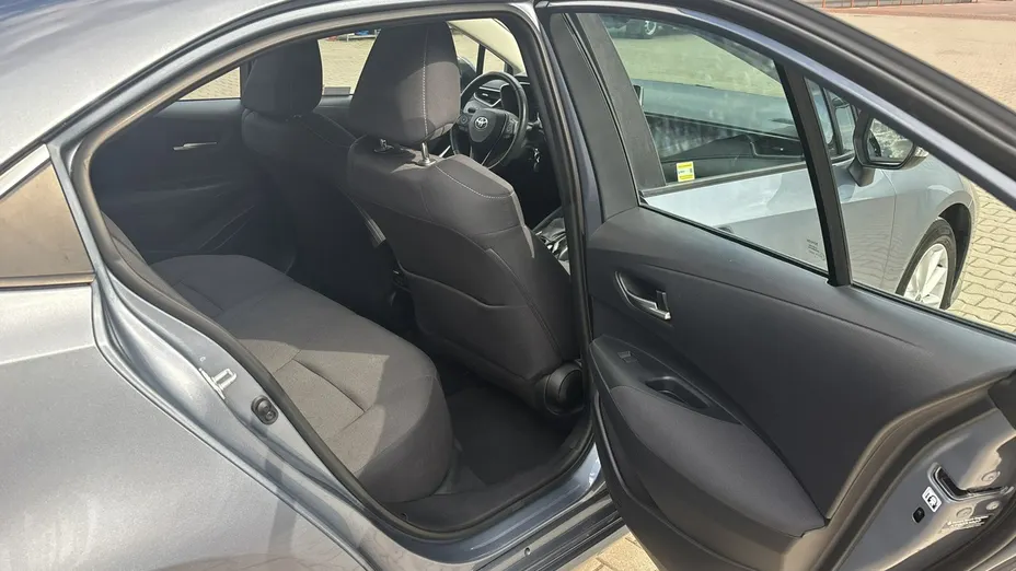 TOYOTA Corolla -