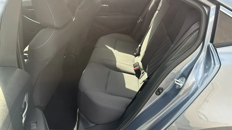 TOYOTA Corolla -