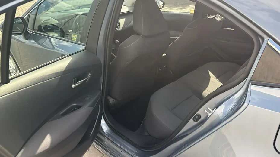 TOYOTA Corolla -