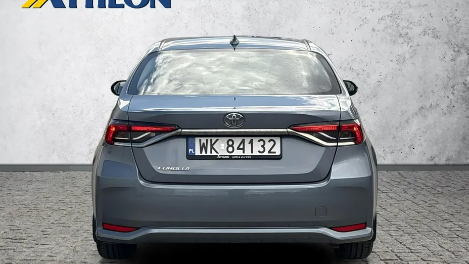 TOYOTA Corolla -