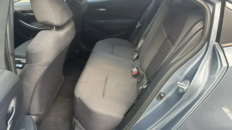 TOYOTA Corolla -