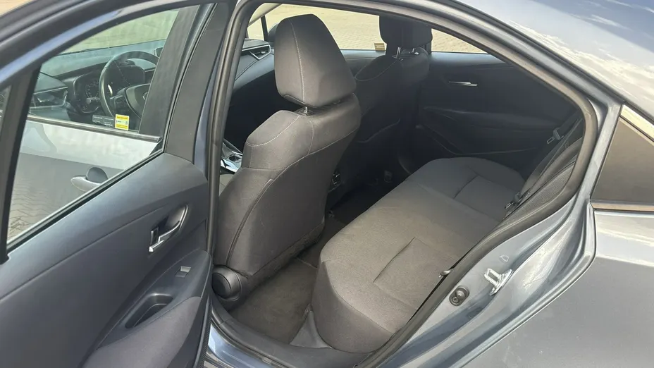 TOYOTA Corolla -