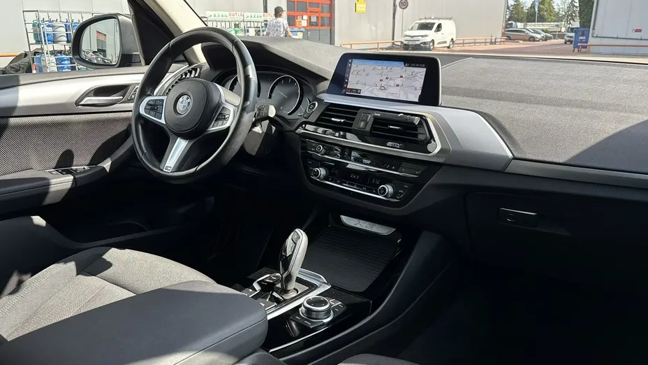 BMW X3 -