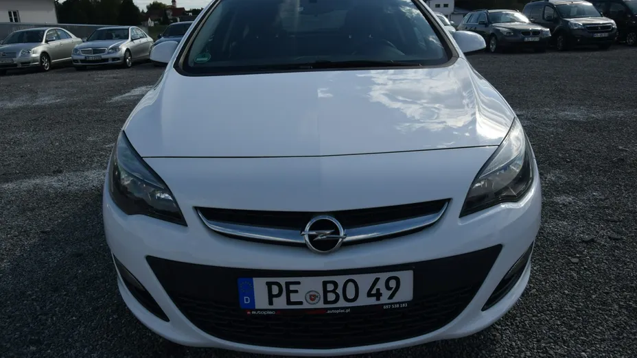 OPEL Astra -
