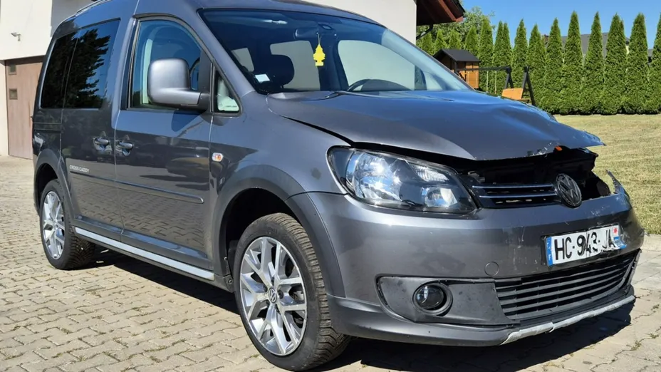 VOLKSWAGEN Caddy -