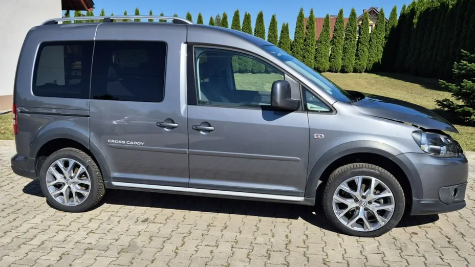 VOLKSWAGEN Caddy -