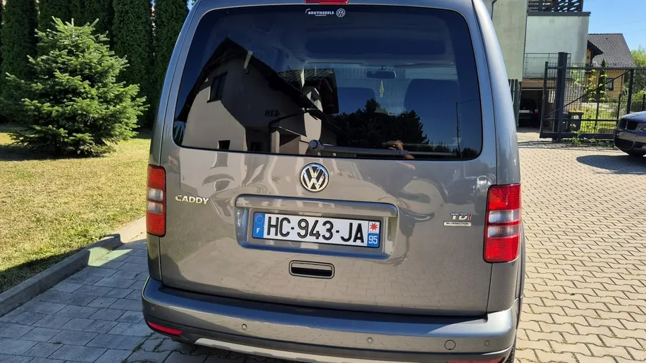 VOLKSWAGEN Caddy -