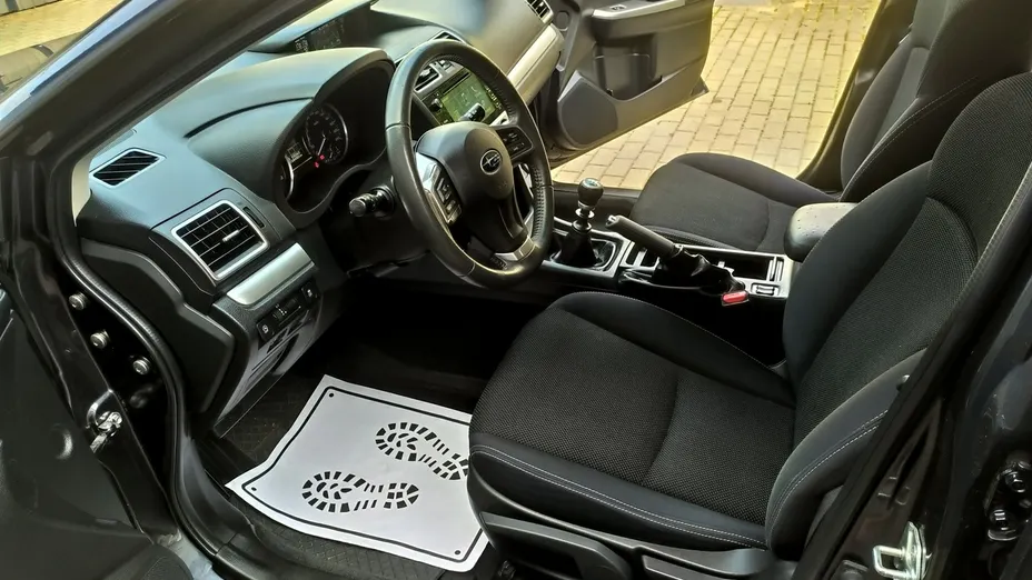 SUBARU XV -