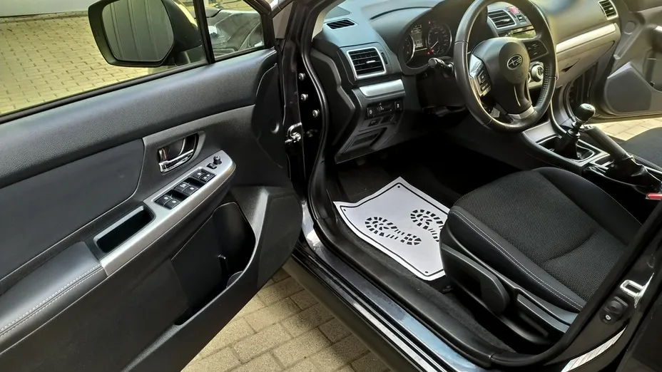 SUBARU XV -