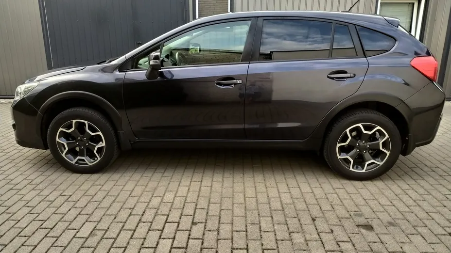 SUBARU XV -