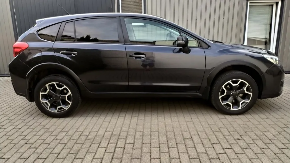 SUBARU XV -