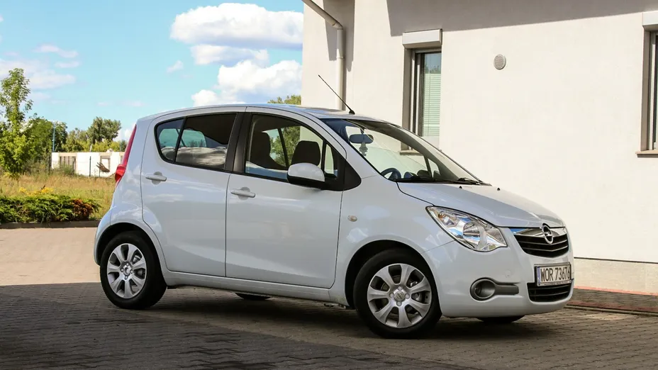 OPEL Agila -