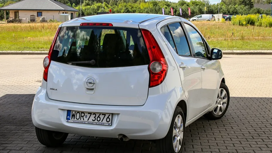 OPEL Agila -