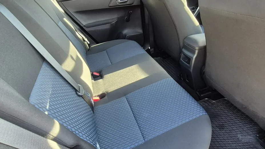 TOYOTA Auris -
