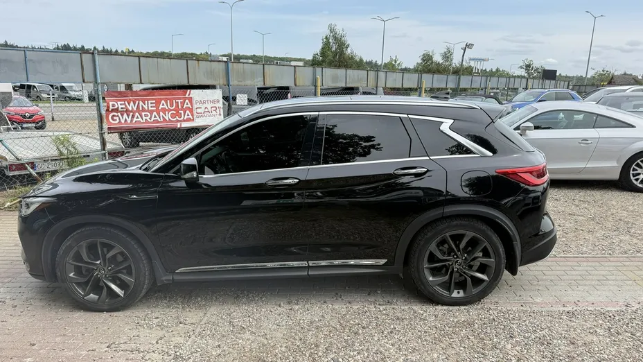 INFINITI QX50 -