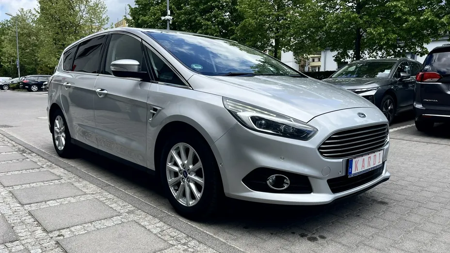 FORD S-MAX -
