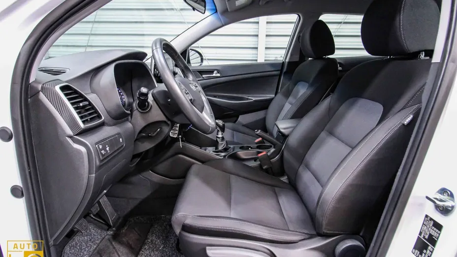HYUNDAI Tucson -