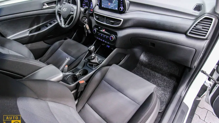 HYUNDAI Tucson -