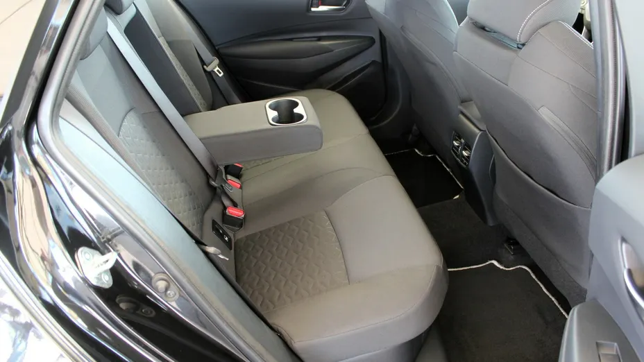 TOYOTA Corolla -