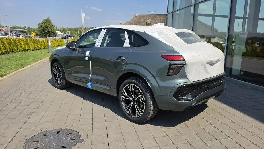 AUDI Q3 Sportback -