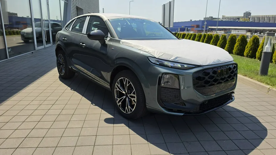 AUDI Q3 Sportback -