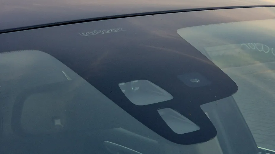 VOLVO XC60 -