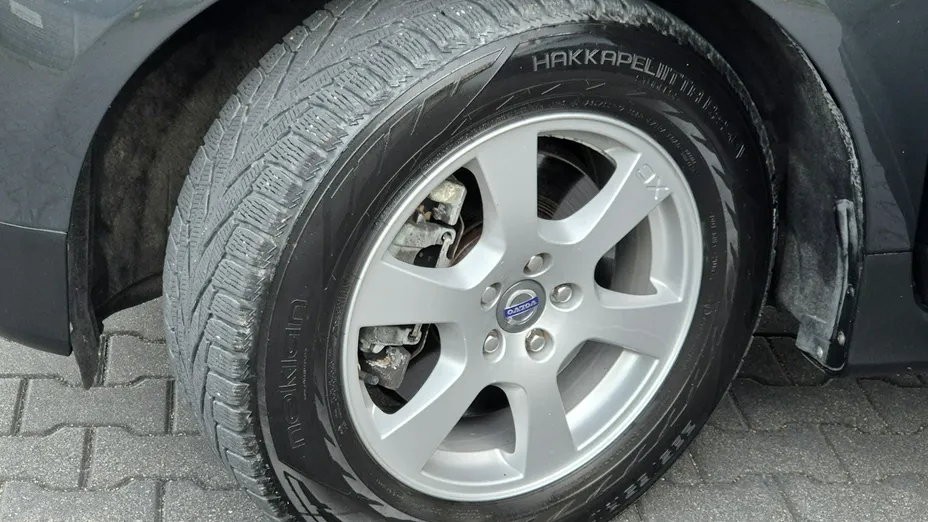 VOLVO XC60 -
