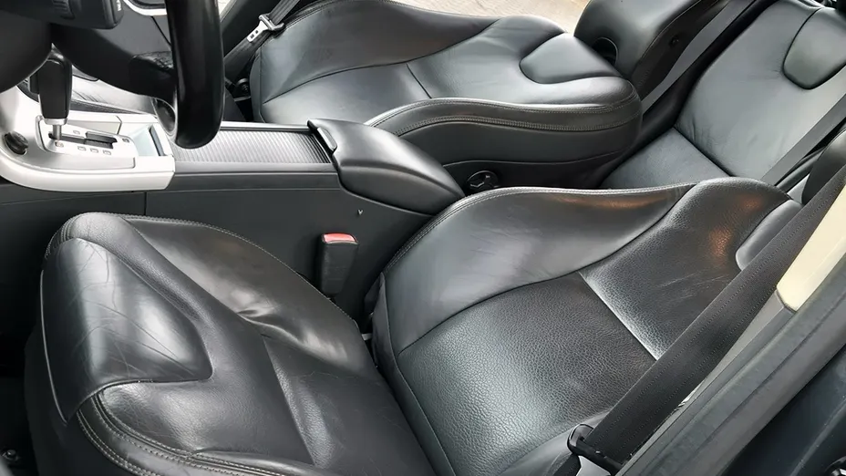 VOLVO XC60 -