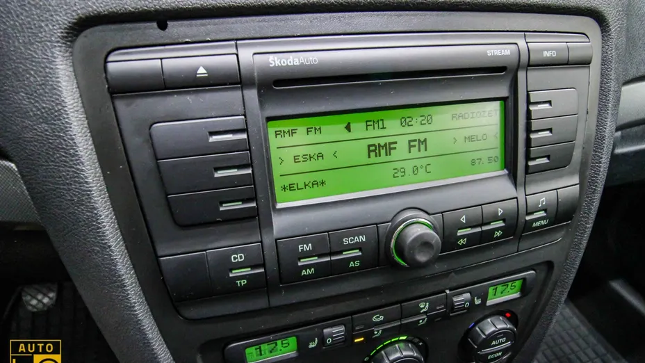 SKODA Octavia -