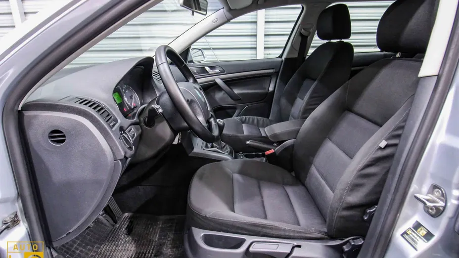 SKODA Octavia -