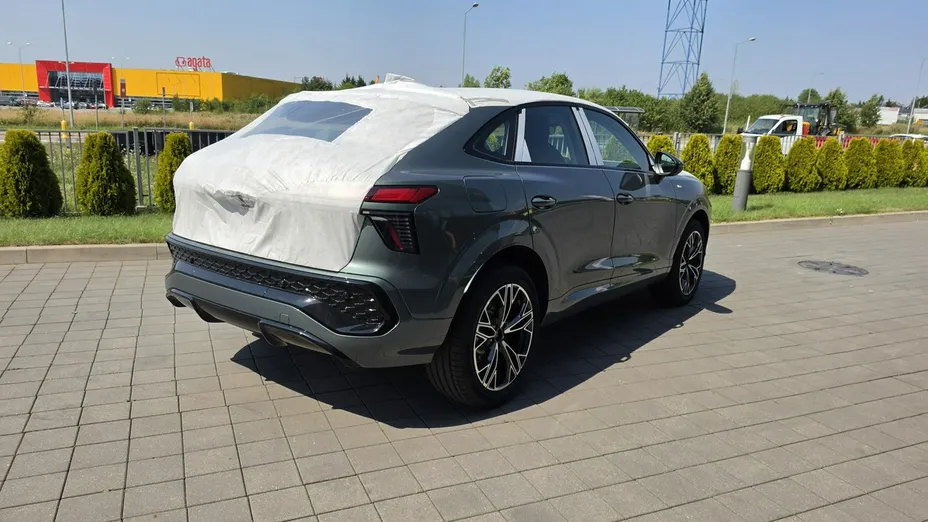 AUDI Q3 Sportback -