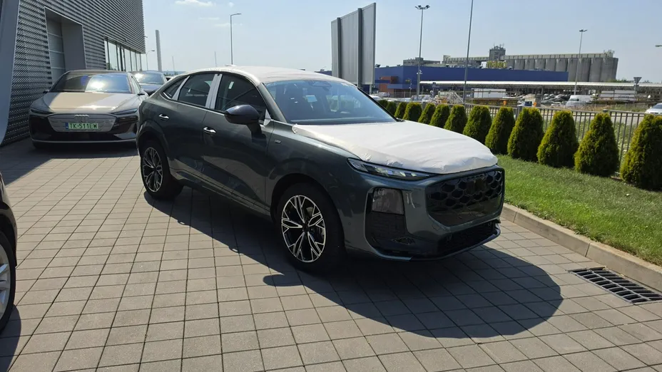 AUDI Q3 Sportback -