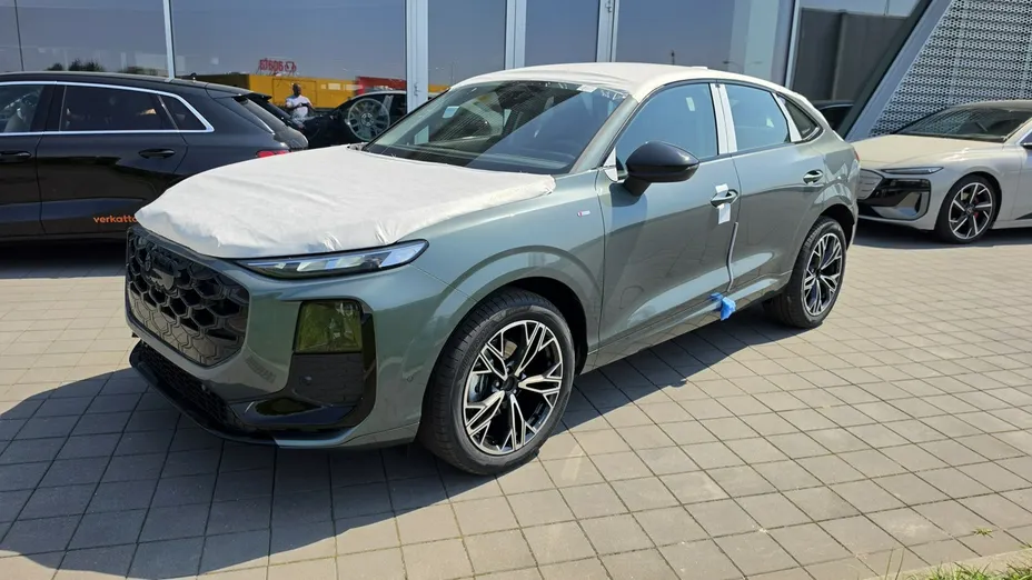 AUDI Q3 Sportback -