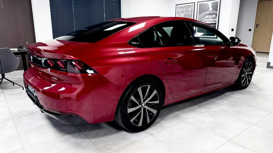 PEUGEOT 508 -